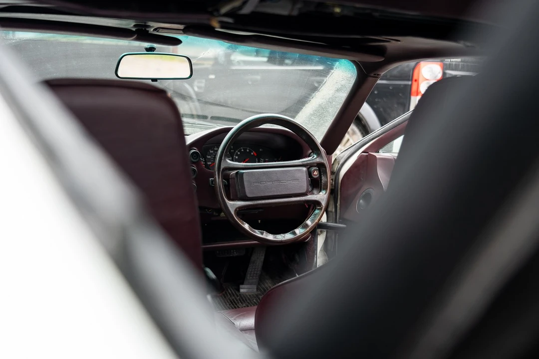1986 Porsche 928 S - Image 15 of 30