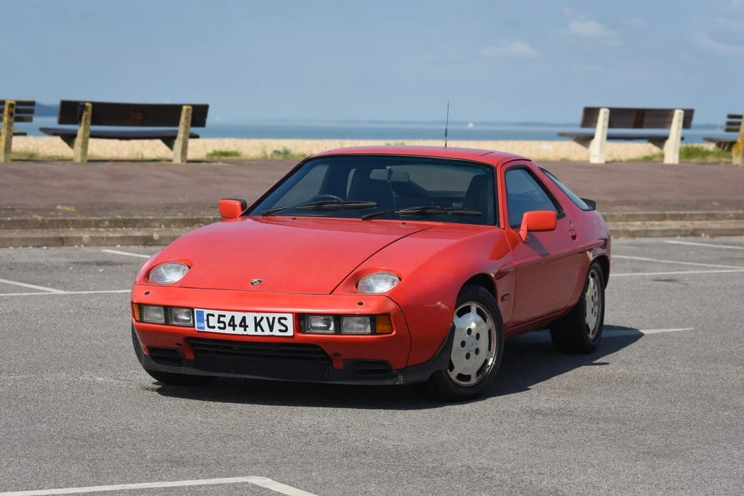 1986 Porsche 928 S - Image 6 of 30