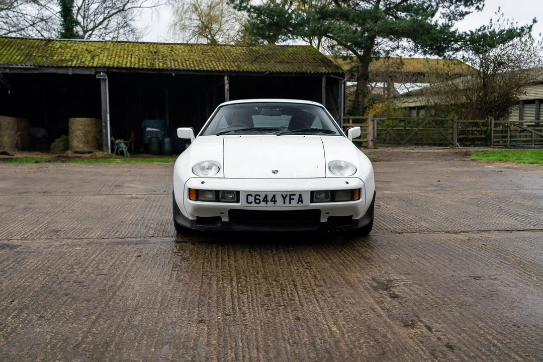 1986 Porsche 928 S - Image 8 of 30