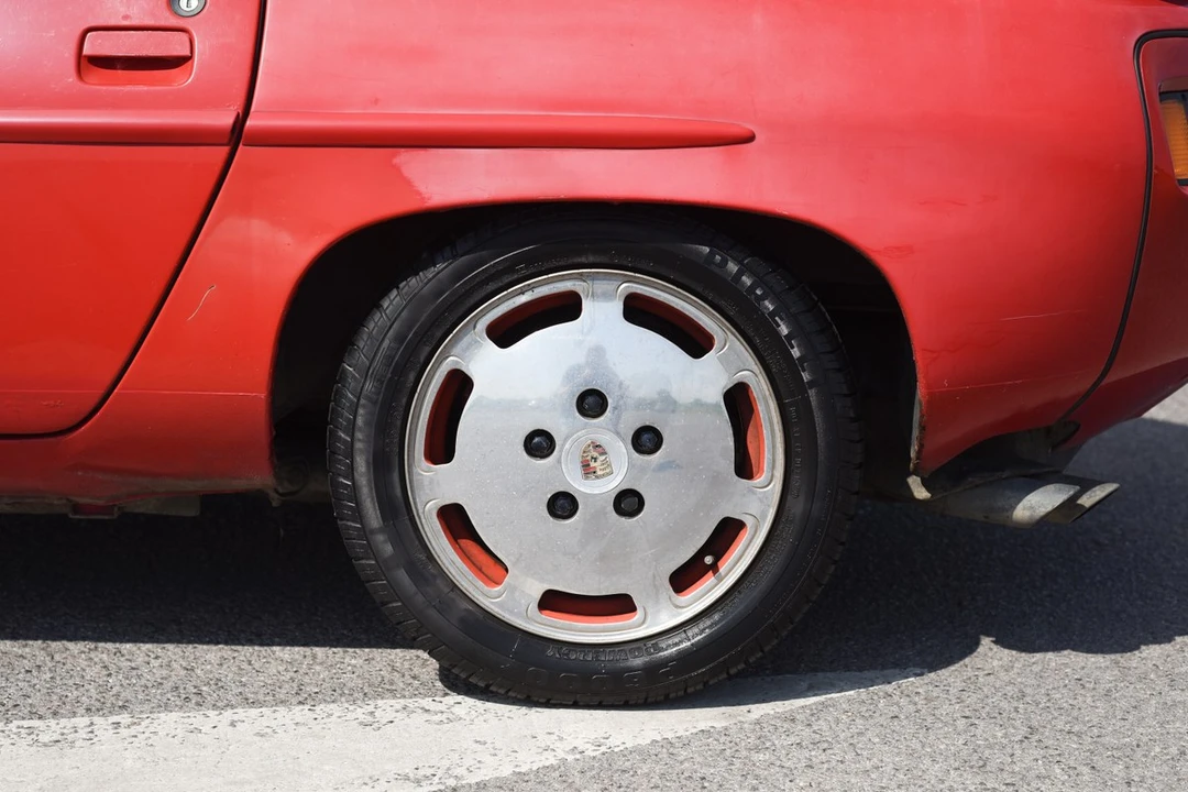 1986 Porsche 928 S - Image 22 of 30