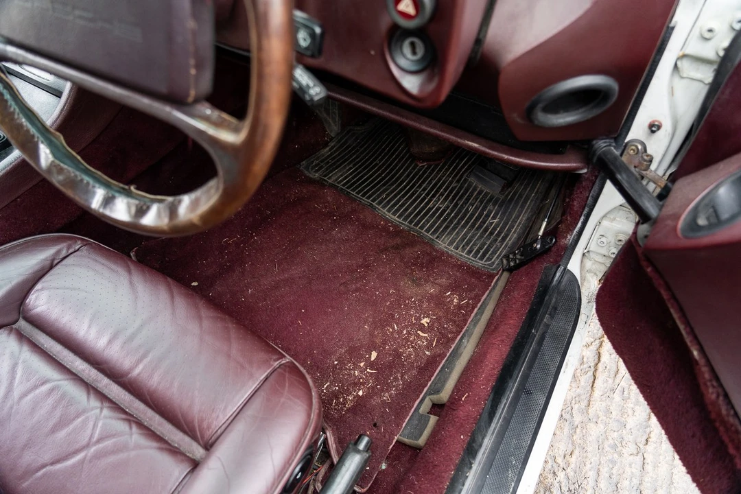 1986 Porsche 928 S - Image 24 of 30