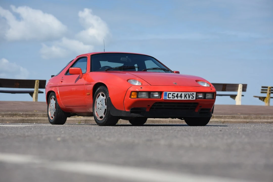 1986 Porsche 928 S - Image 3 of 30