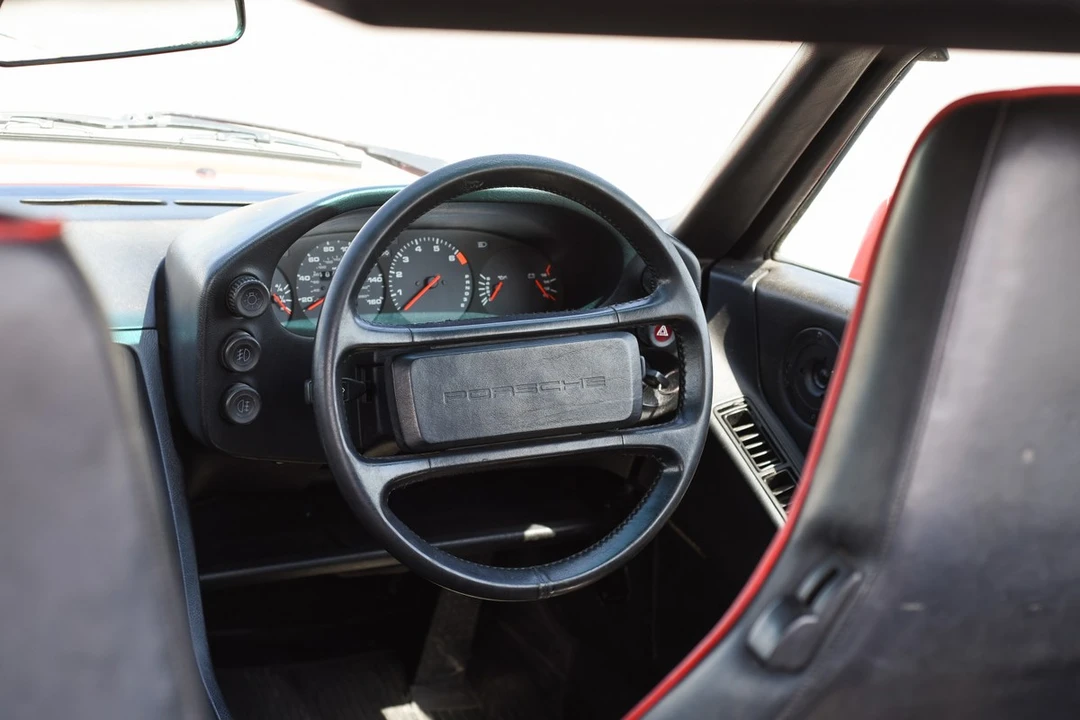 1986 Porsche 928 S - Image 27 of 30