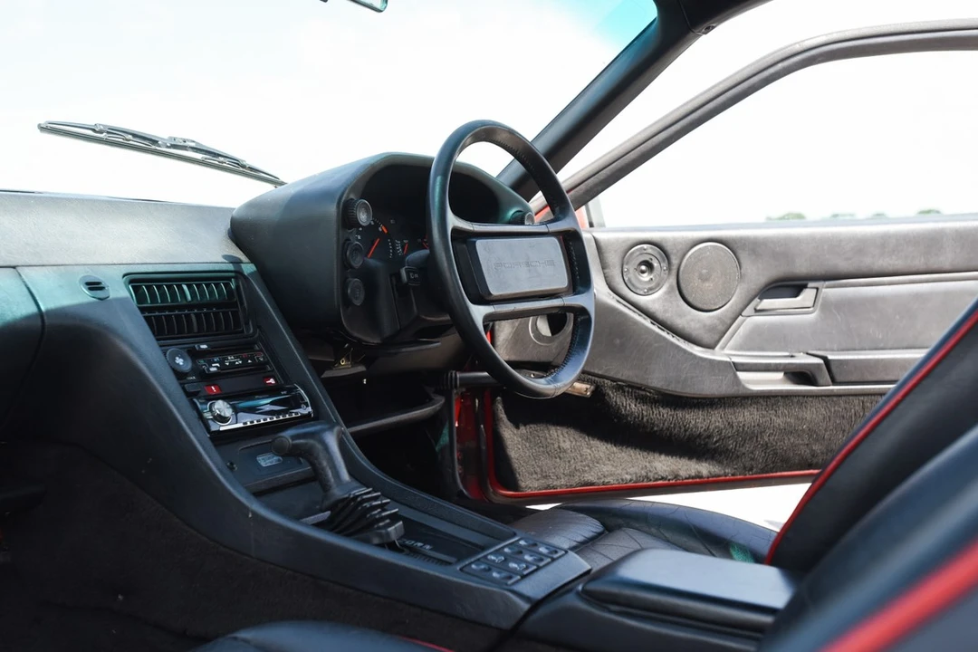 1986 Porsche 928 S - Image 26 of 30