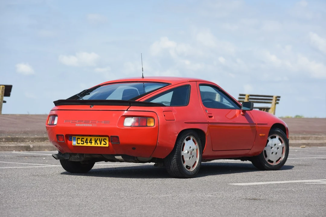 1986 Porsche 928 S - Image 18 of 30