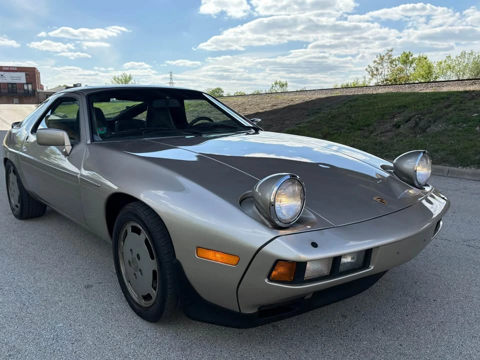 1986 Porsche 928 S - Image 4 of 16