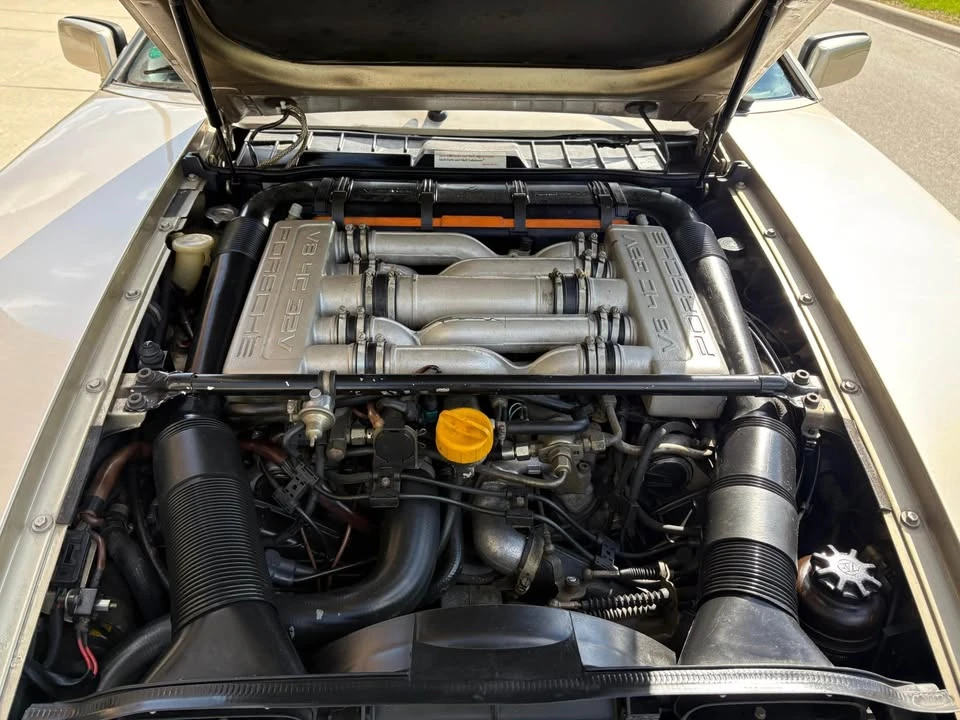 1986 Porsche 928 S - Image 15 of 16