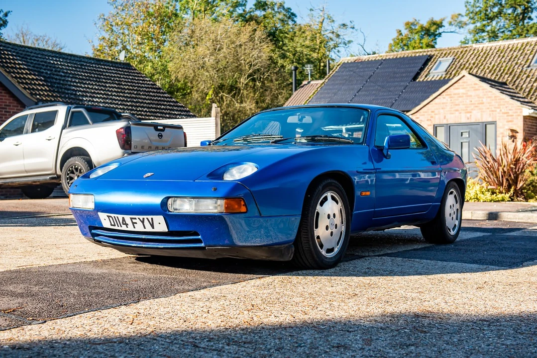 1986 Porsche 928 S - Image 2 of 30
