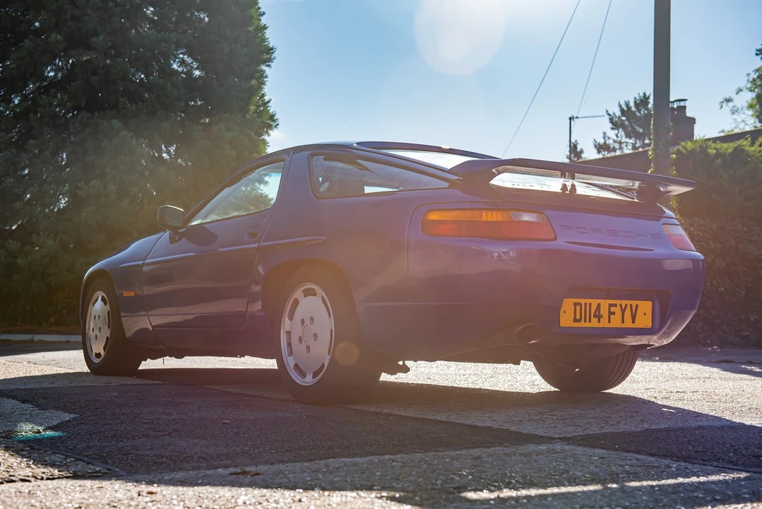 1986 Porsche 928 S - Image 17 of 30