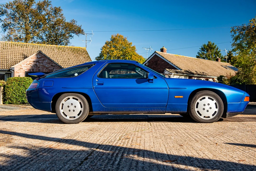 1986 Porsche 928 S - Image 10 of 30