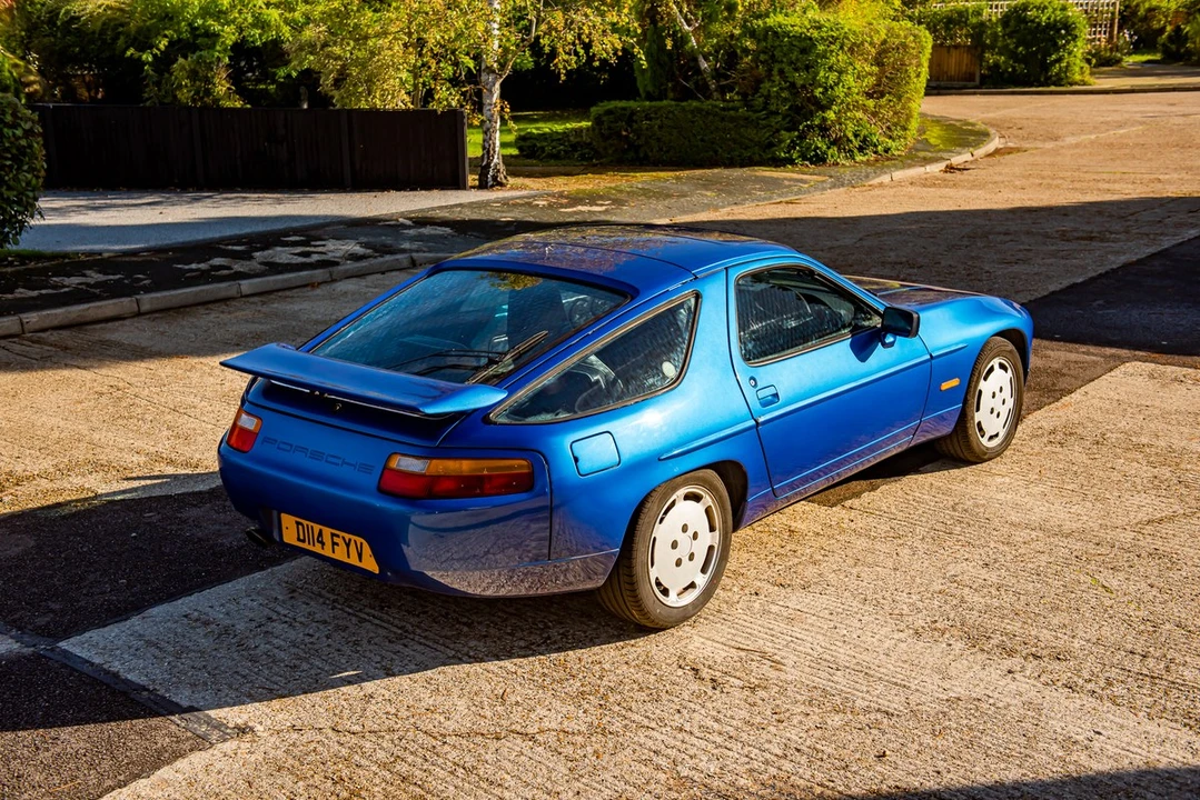 1986 Porsche 928 S - Image 13 of 30