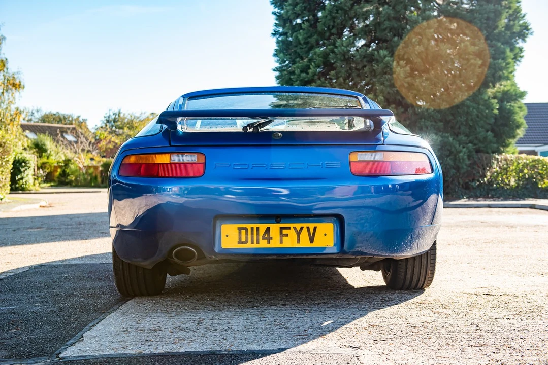 1986 Porsche 928 S - Image 14 of 30