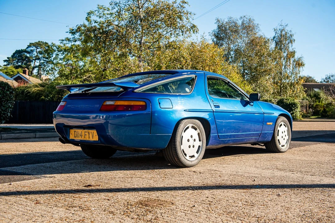 1986 Porsche 928 S - Image 12 of 30