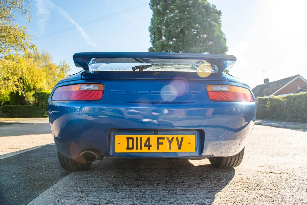 1986 Porsche 928 S - Image 18 of 30