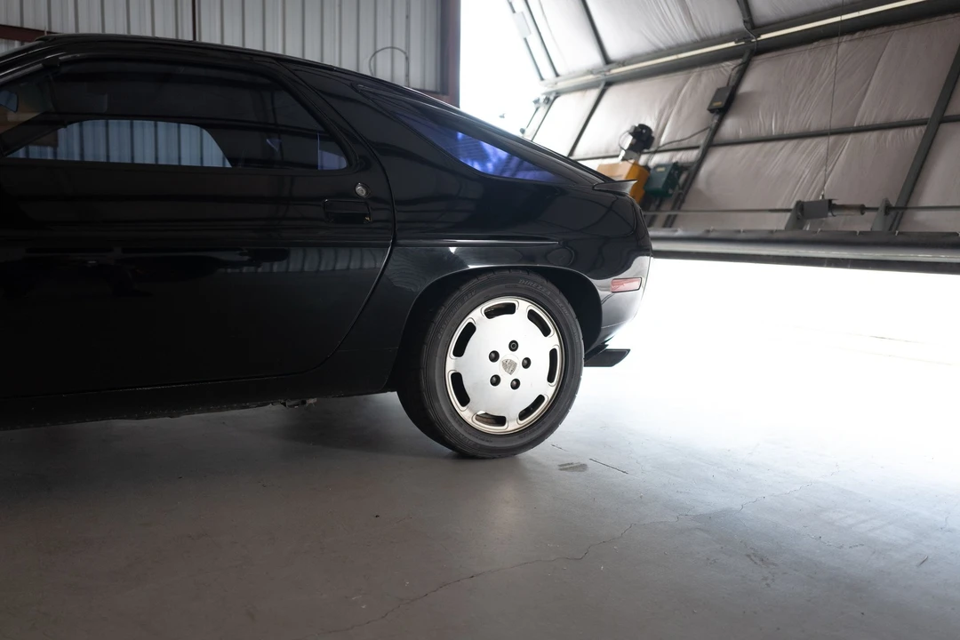 1986 Porsche 928 S - Image 3 of 8