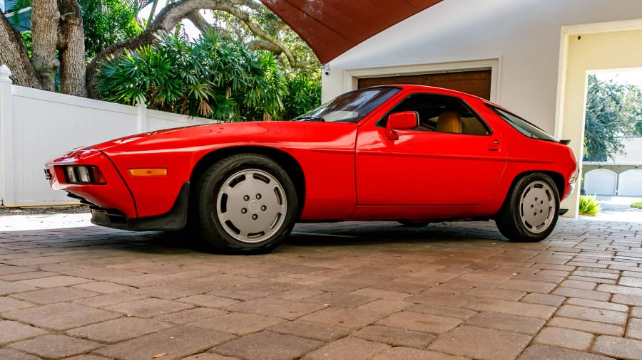 1986 Porsche 928 S - Image 7 of 22