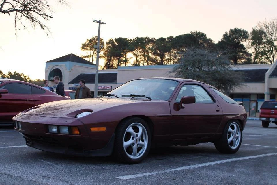 1986 Porsche 928 S - Image 1 of 24