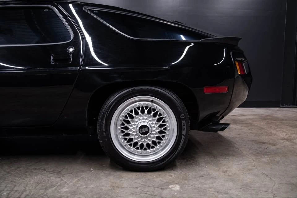 1986 Porsche 928 S - Image 11 of 20