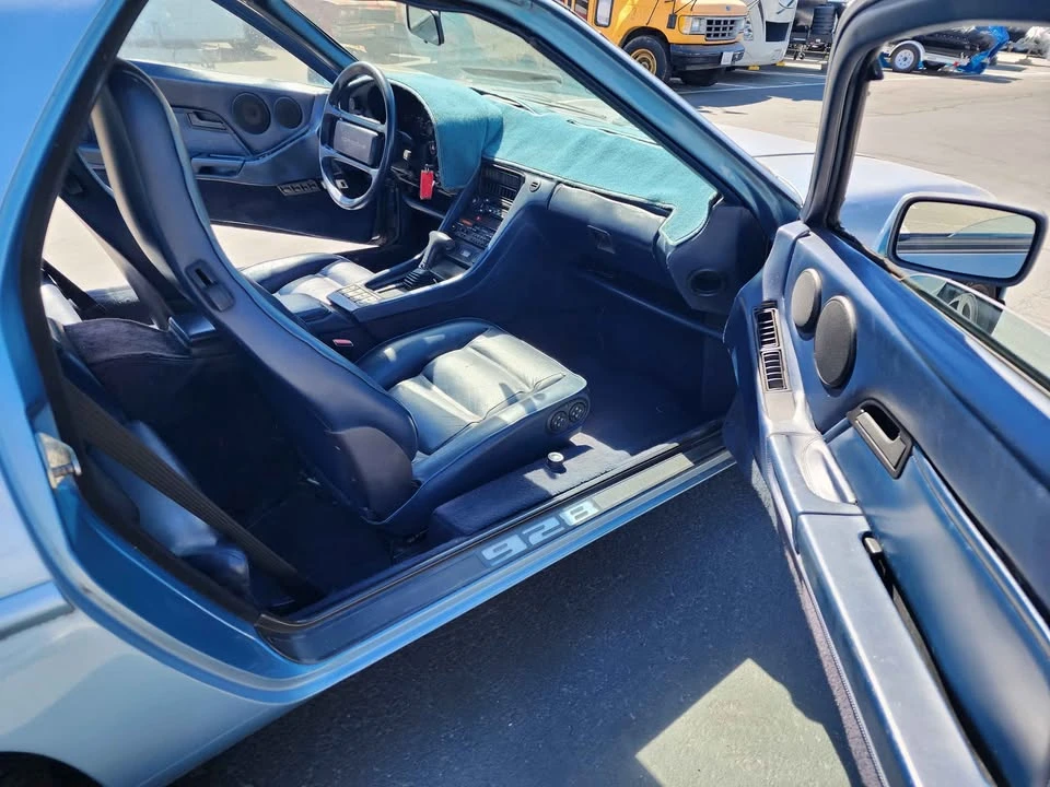 1986 Porsche 928 S - Image 6 of 14