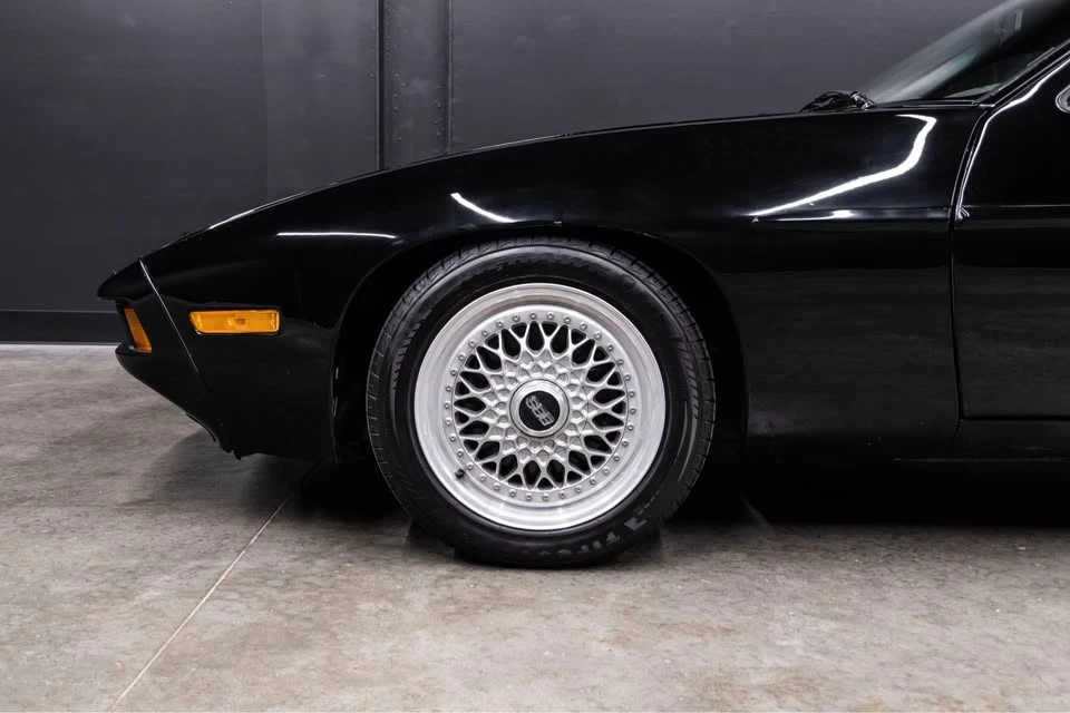 1986 Porsche 928 S - Image 10 of 20