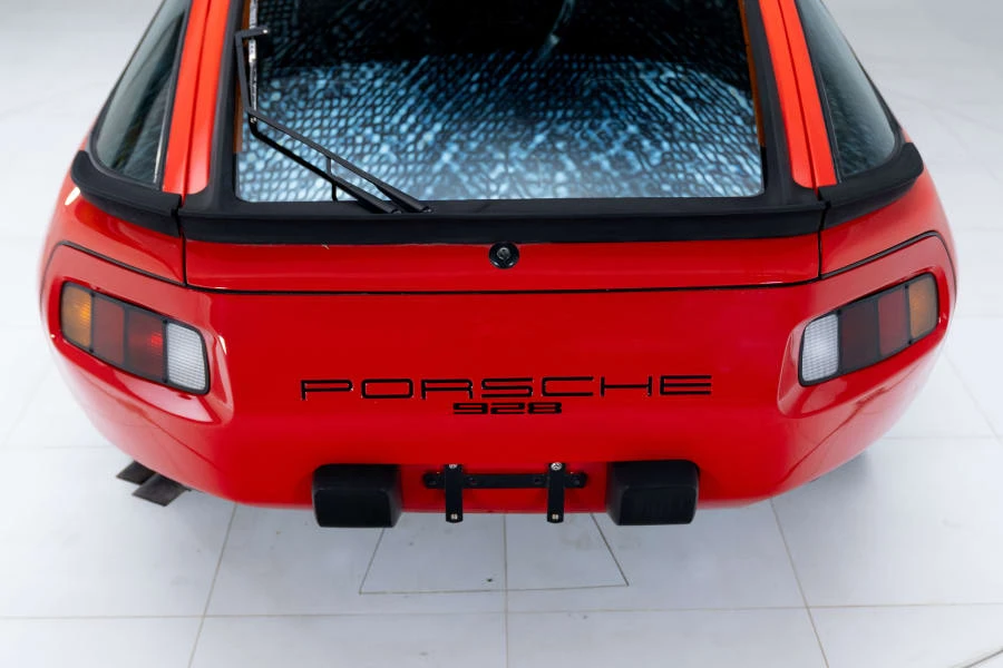 1986 Porsche 928 S - Image 7 of 31