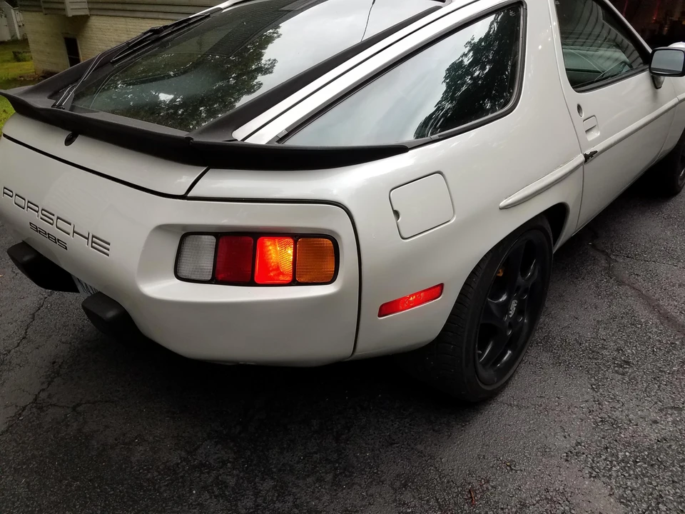 1986 Porsche 928 S - Image 28 of 31