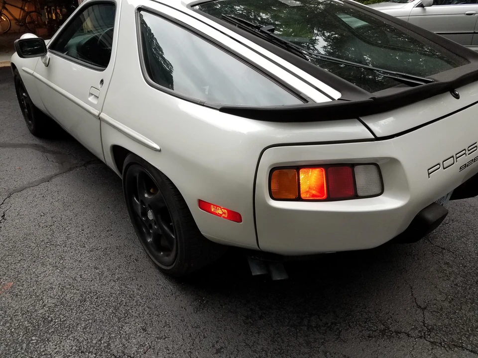 1986 Porsche 928 S - Image 26 of 31