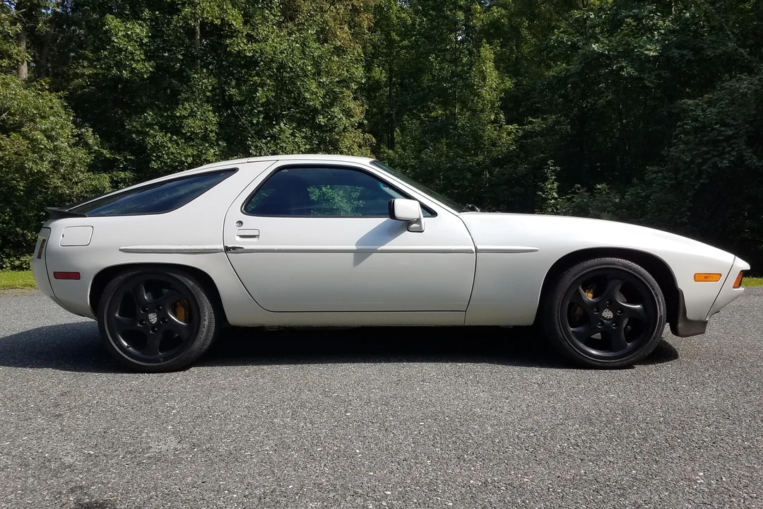 1986 Porsche 928 S - Image 3 of 31