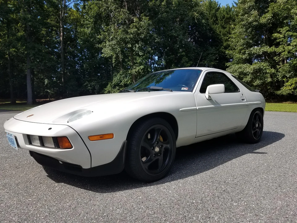 1986 Porsche 928 S - Image 7 of 31
