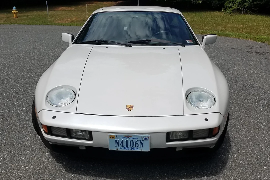 1986 Porsche 928 S - Image 2 of 31