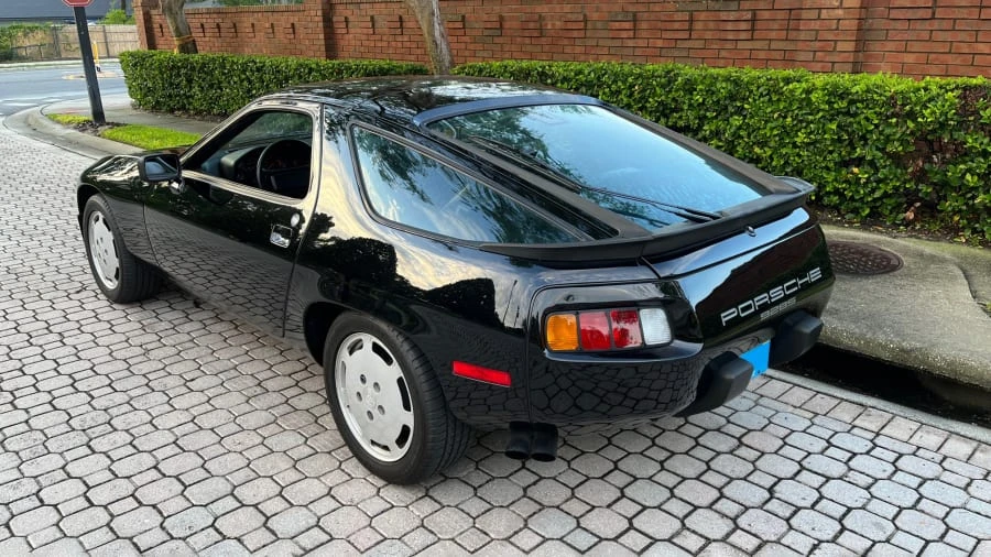 1986 Porsche 928 S - Image 6 of 21