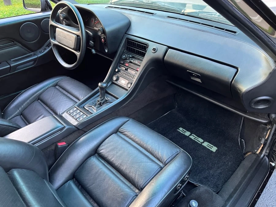 1986 Porsche 928 S - Image 11 of 21