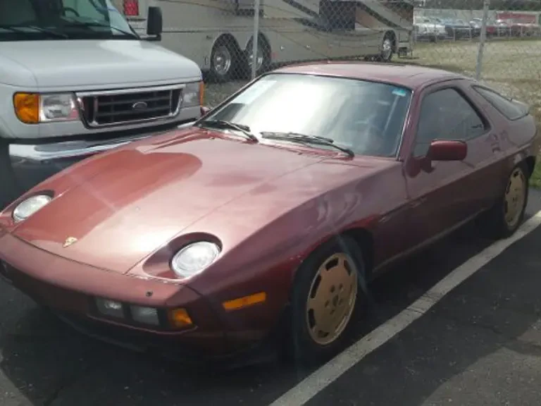 1986 Porsche 928 S - Image 2 of 2