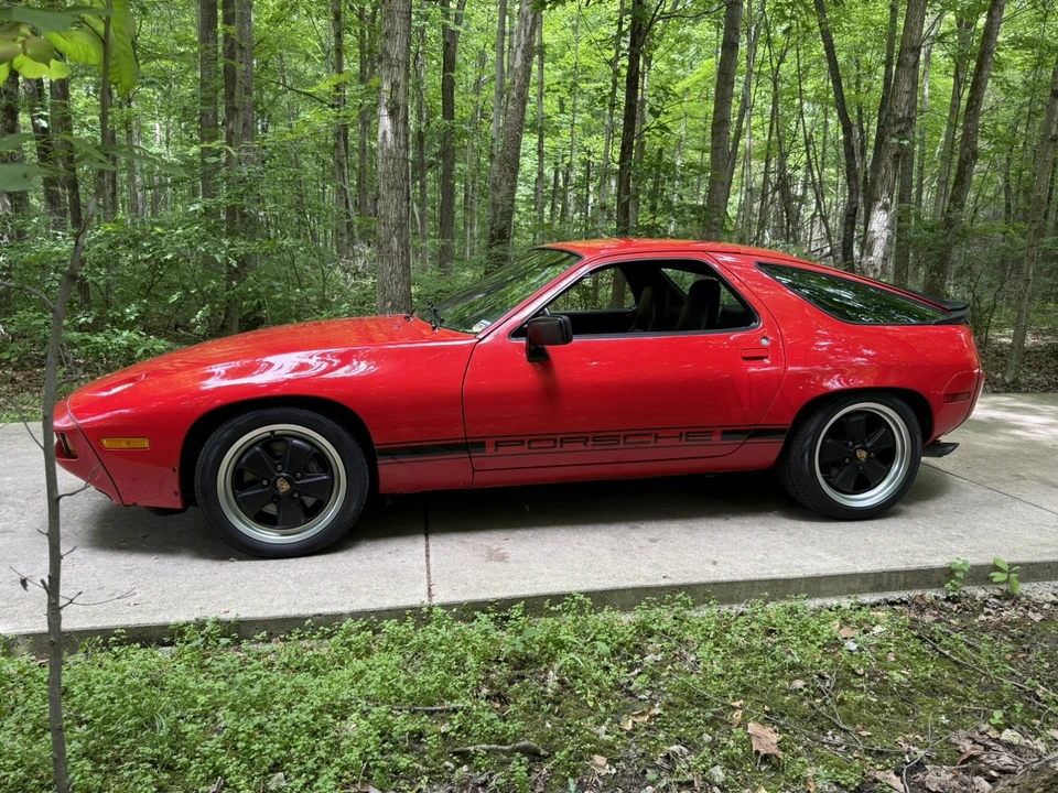 1986 Porsche 928 S - Image 25 of 31