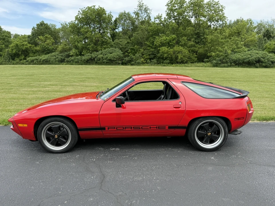 1986 Porsche 928 S - Image 15 of 31