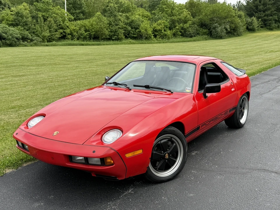 1986 Porsche 928 S - Image 8 of 31