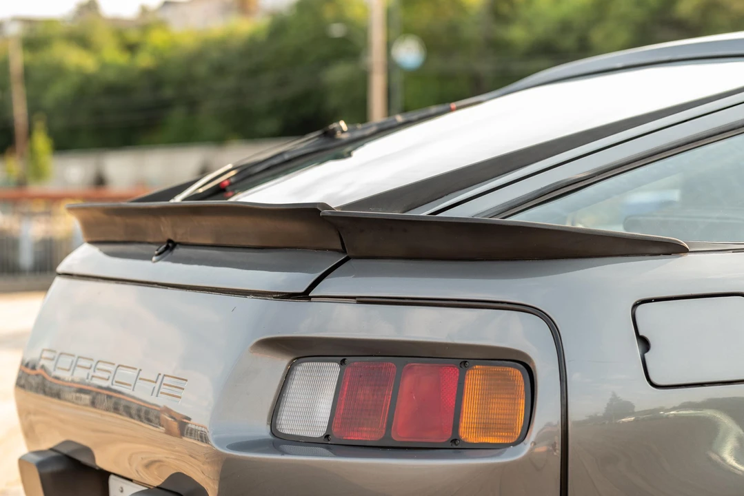 1986 Porsche 928 S - Image 30 of 31