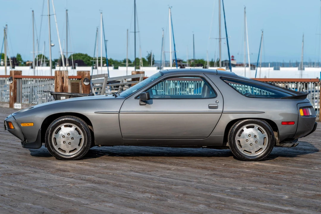 1986 Porsche 928 S - Image 3 of 31