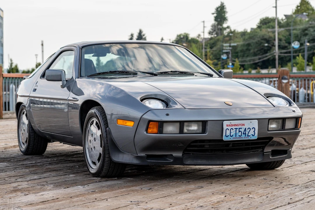 1986 Porsche 928 S - Image 9 of 31