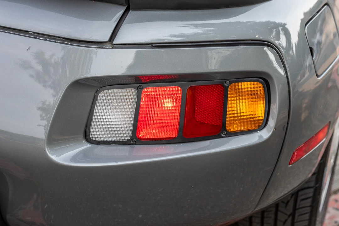 1986 Porsche 928 S - Image 28 of 31