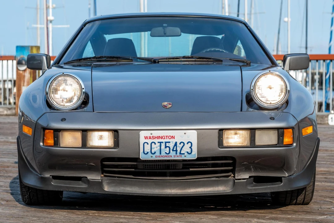 1986 Porsche 928 S - Image 2 of 31