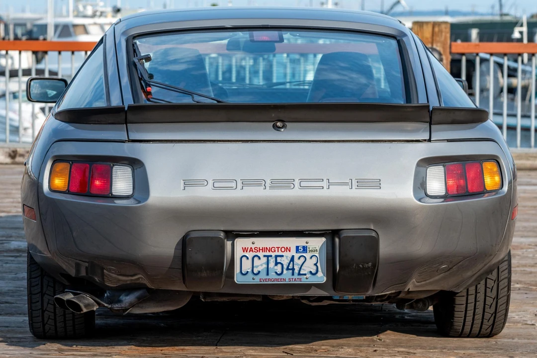 1986 Porsche 928 S - Image 5 of 31