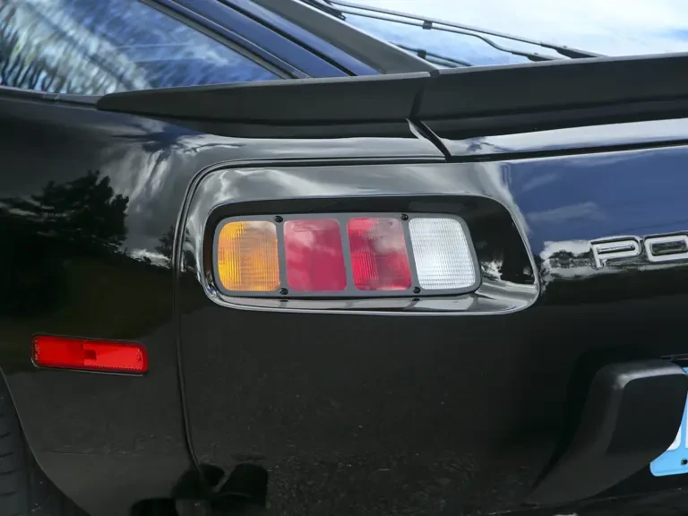 1986 Porsche 928 S - Image 15 of 31
