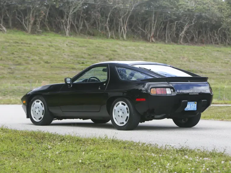 1986 Porsche 928 S - Image 3 of 31