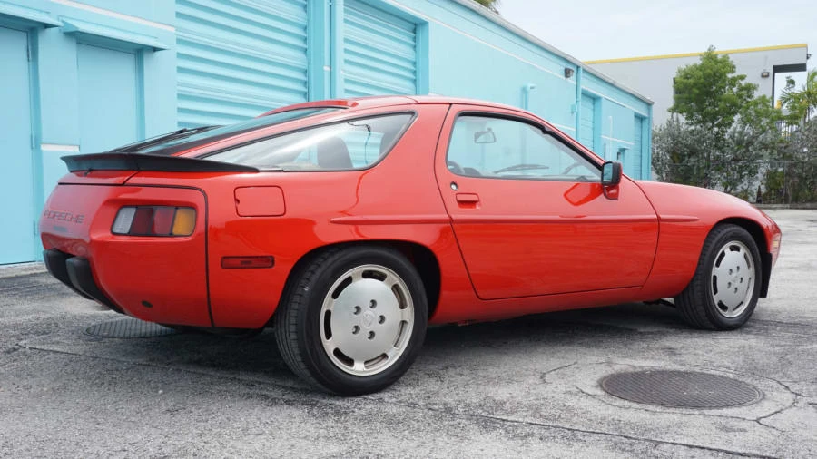 1986 Porsche 928 S - Image 2 of 6