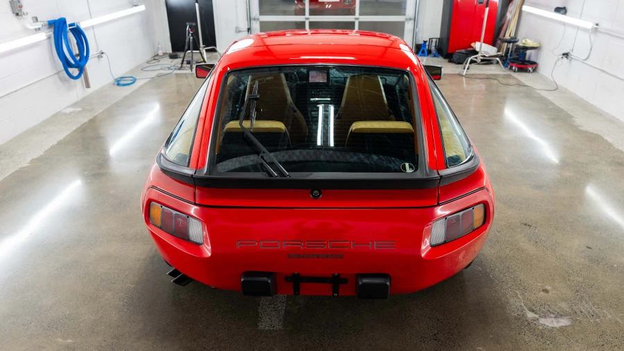 1986 Porsche 928 S - Image 5 of 31