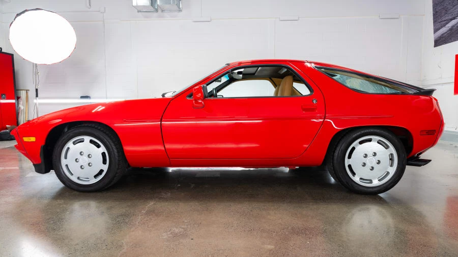 1986 Porsche 928 S - Image 9 of 31