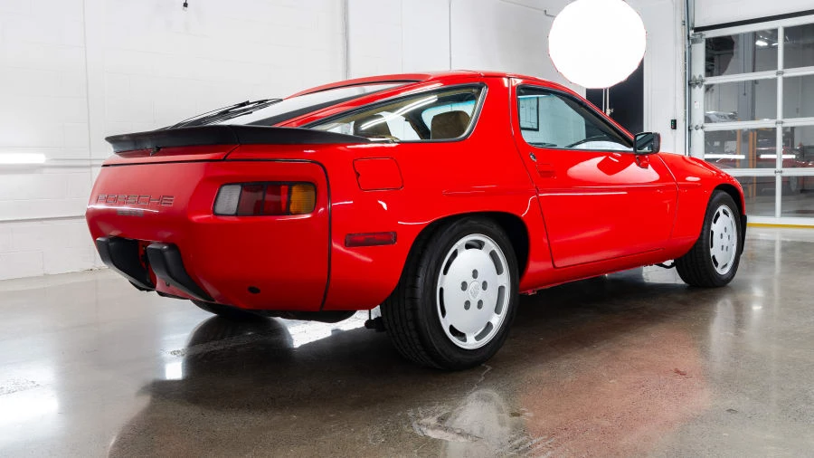 1986 Porsche 928 S - Image 3 of 31