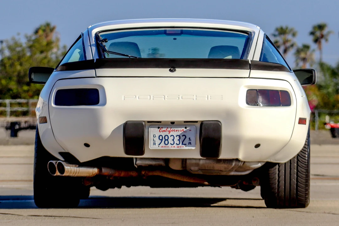 1986 Porsche 928 S - Image 5 of 31