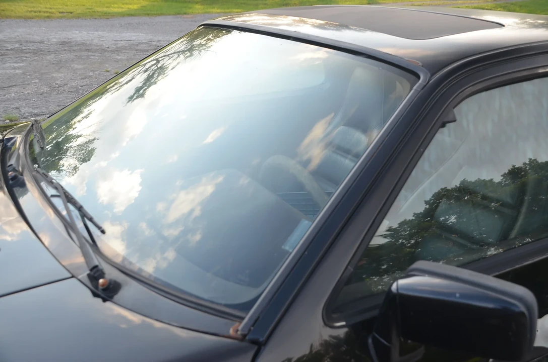 1986 Porsche 928 S - Image 17 of 31